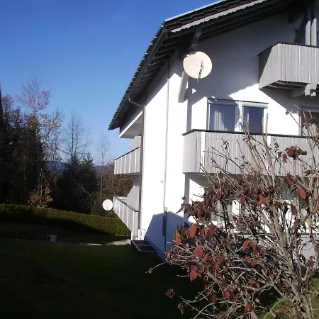 Spacious Holiday In The Southern Bavarian Forest With Balcony Appartement