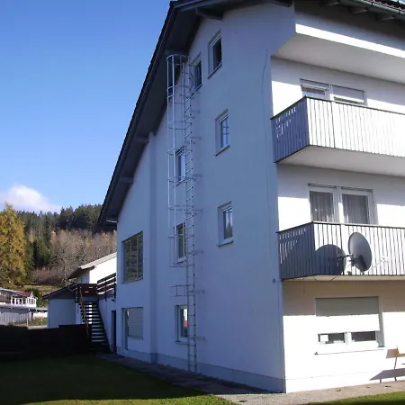 Spacious Holiday In The Southern Bavarian Forest With Balcony Appartement
